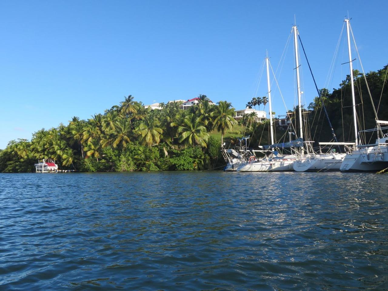 Morne Paradis Apartment *